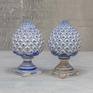 Pair of Pinecones, Devezas, 19th Century