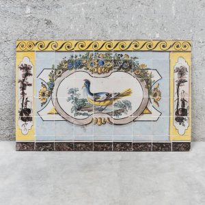 Representação de Pássaro ao estilo Neoclássico