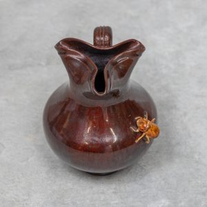 Jar with scarab, Bordalo Pinheiro, 19th century .