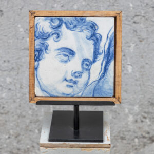 Fragmento de Painel de Azulejos com Rosto de Anjo – Século XVIII